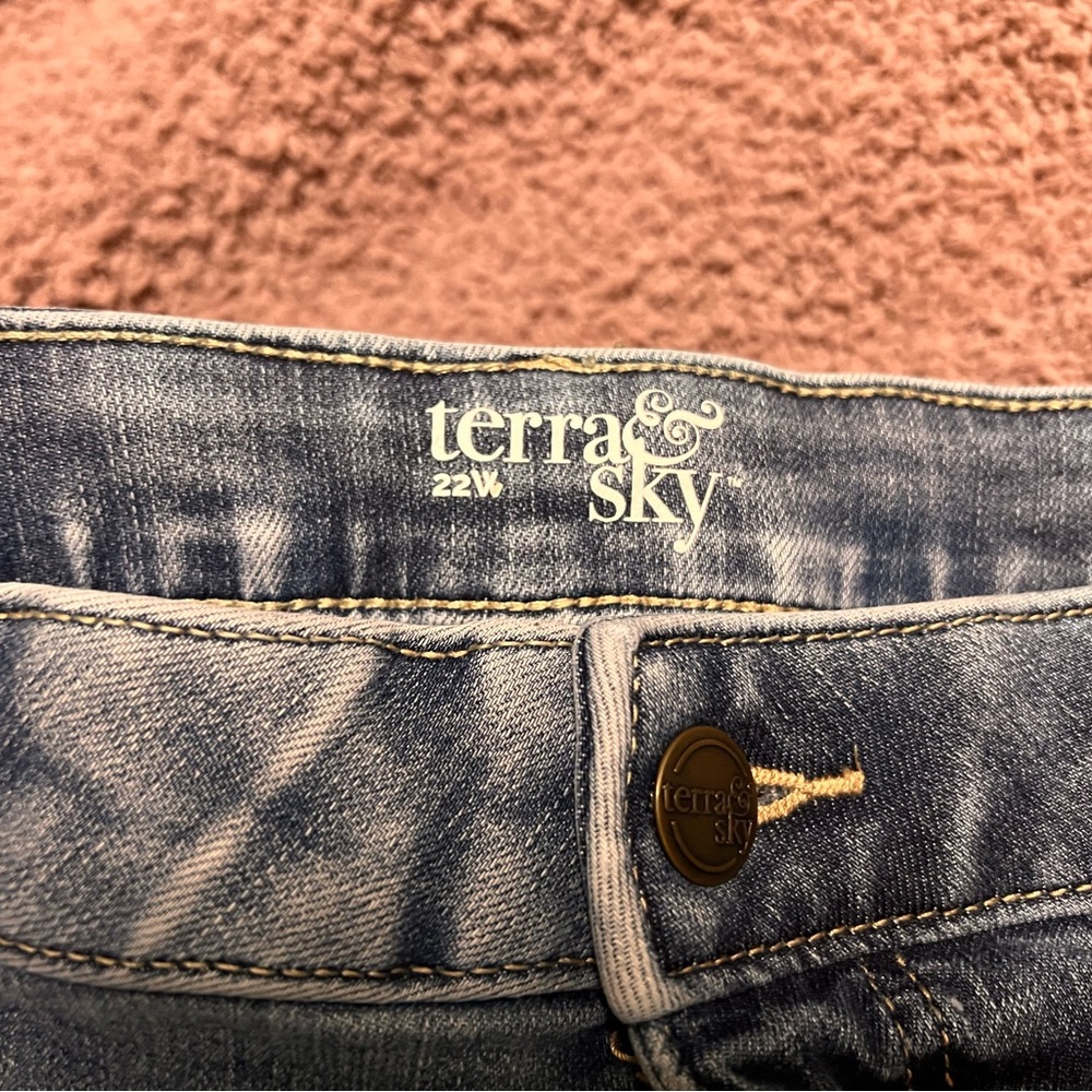 Terra and skye shorts